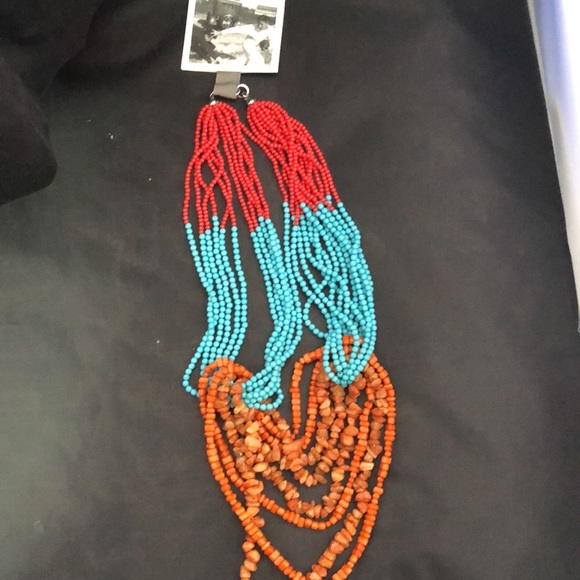 Anthropologie necklace - Picture 2 of 6